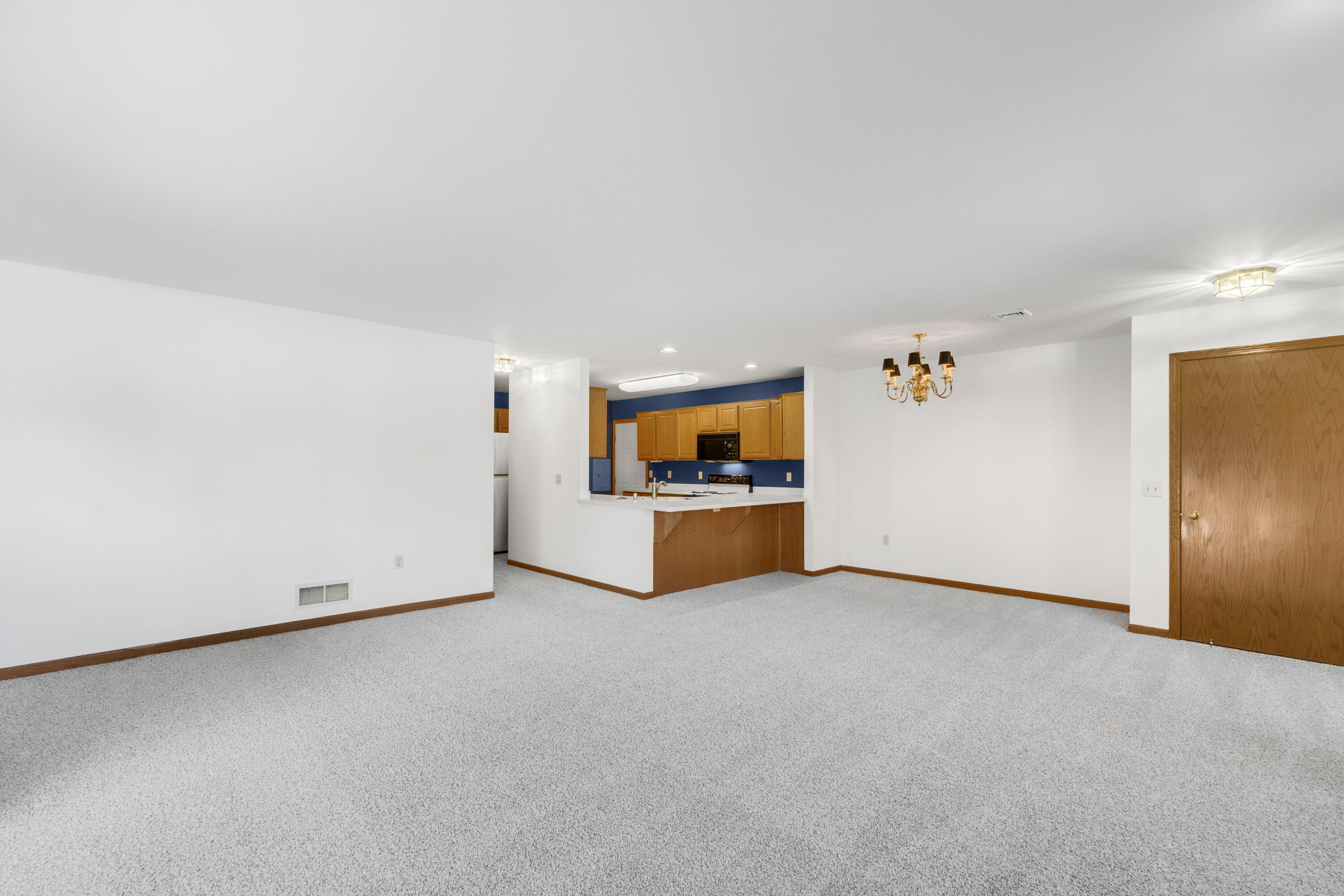 173 Heidel Road Thiensville, WI 53092 - Photo 5 of 34 Open Concept Living