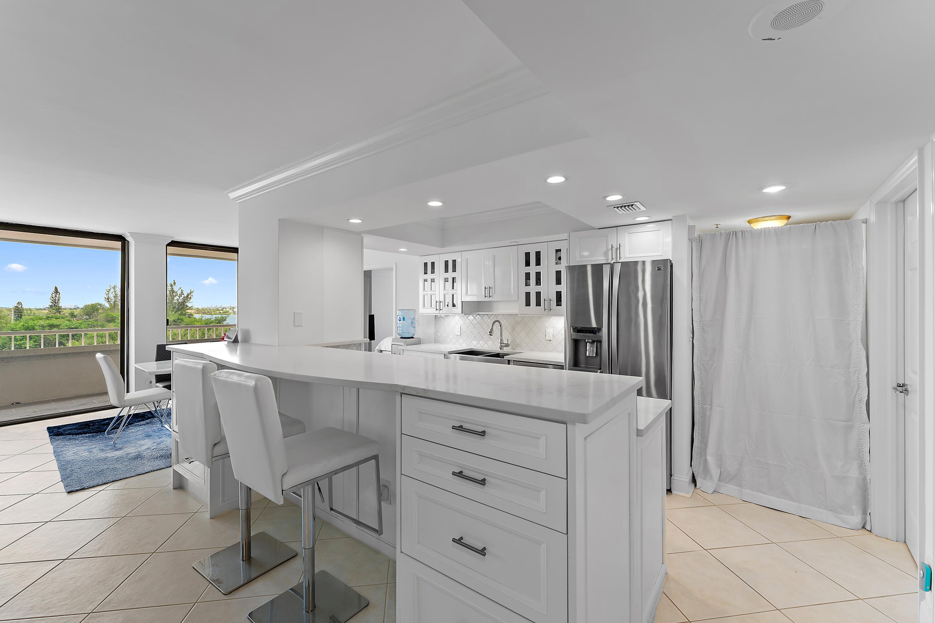 5280 North Ocean Drive, Unit 2F Singer Island, FL 33404 - Photo 13 of 92 Kitchen