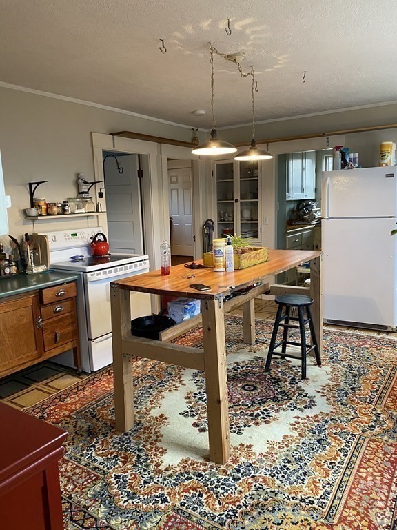 342 West Broadway Gardner, MA 01440 - Photo 11 of 21