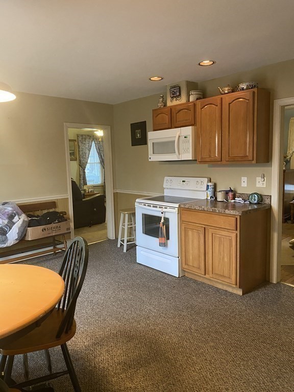 342 West Broadway Gardner, MA 01440 - Photo 3 of 21