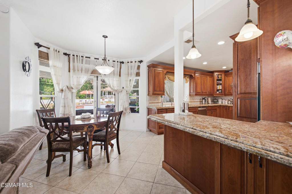 410 Sinaloa Road Simi Valley, CA 93065 - Photo 7 of 41