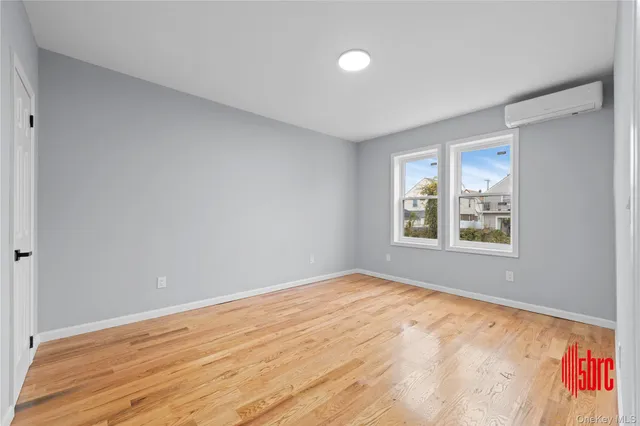 $768,000 | 217-39 114th Road | Queens Village