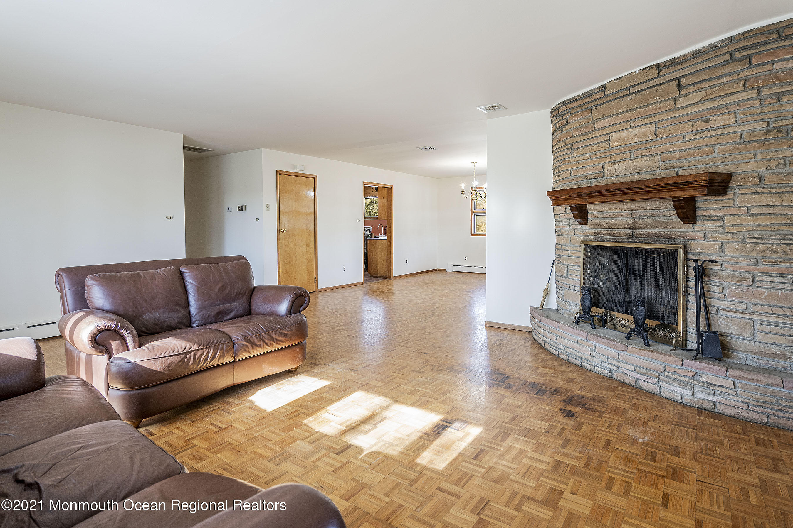 226 Hope Road Tinton Falls, NJ 07724 - Photo 11 of 28 Living1B