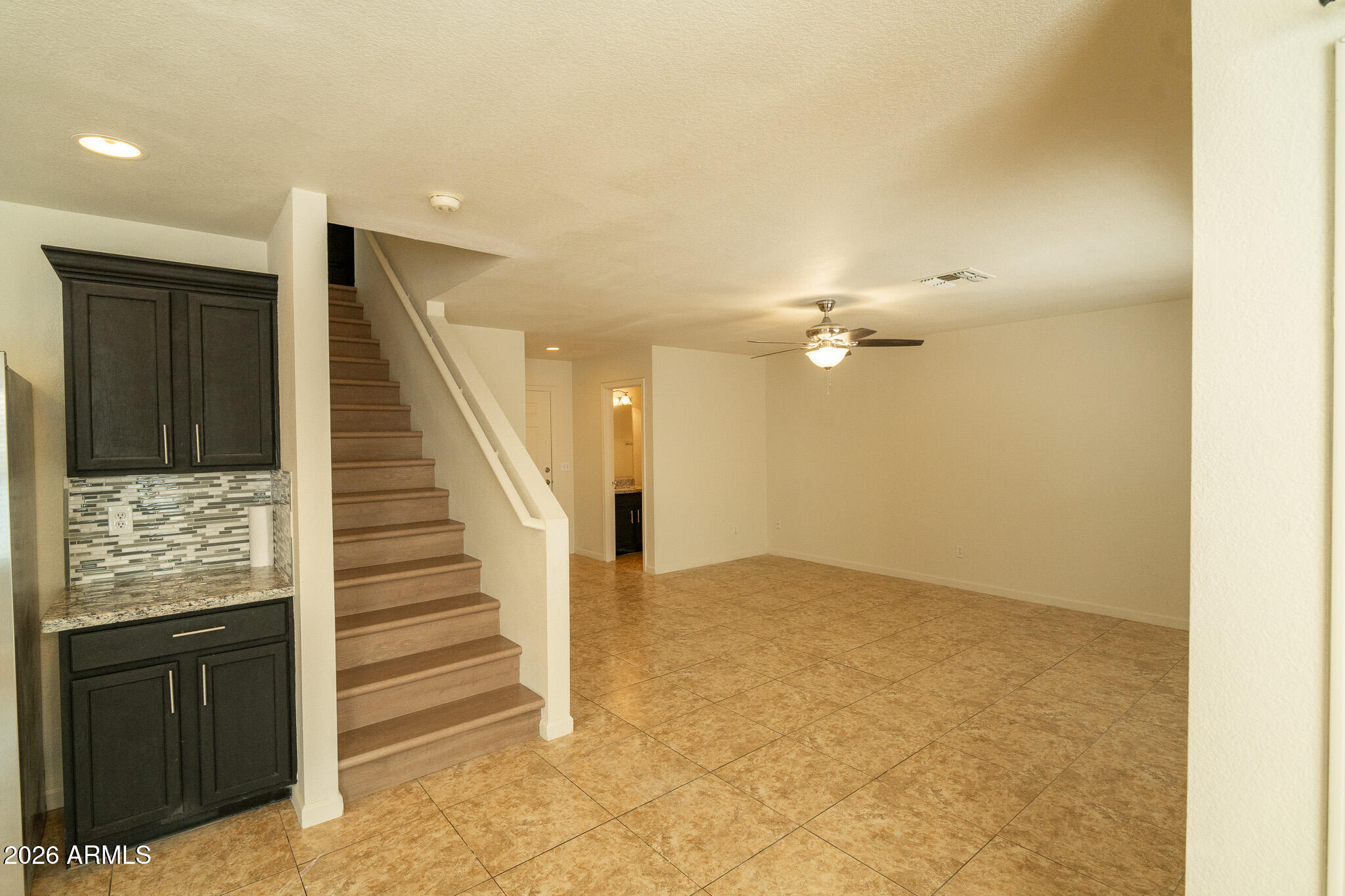 649 East Springfield Place Chandler, AZ 85286 - Photo 6 of 20 DSC02708