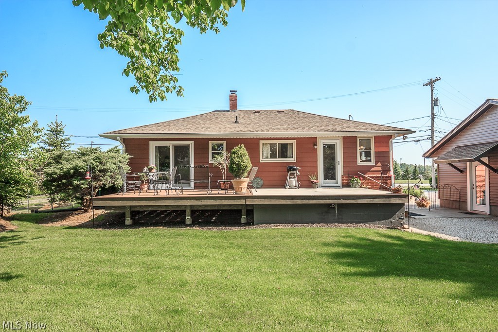 6092 Middle Ridge Road Madison, OH 44057 - Photo 4 of 35 Gallery Image 4