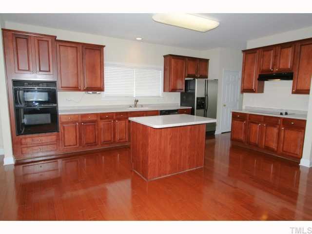 10624 Friendly Neighbor Lane Raleigh, NC 27614 - Photo 5 of 12 Gallery Image 5