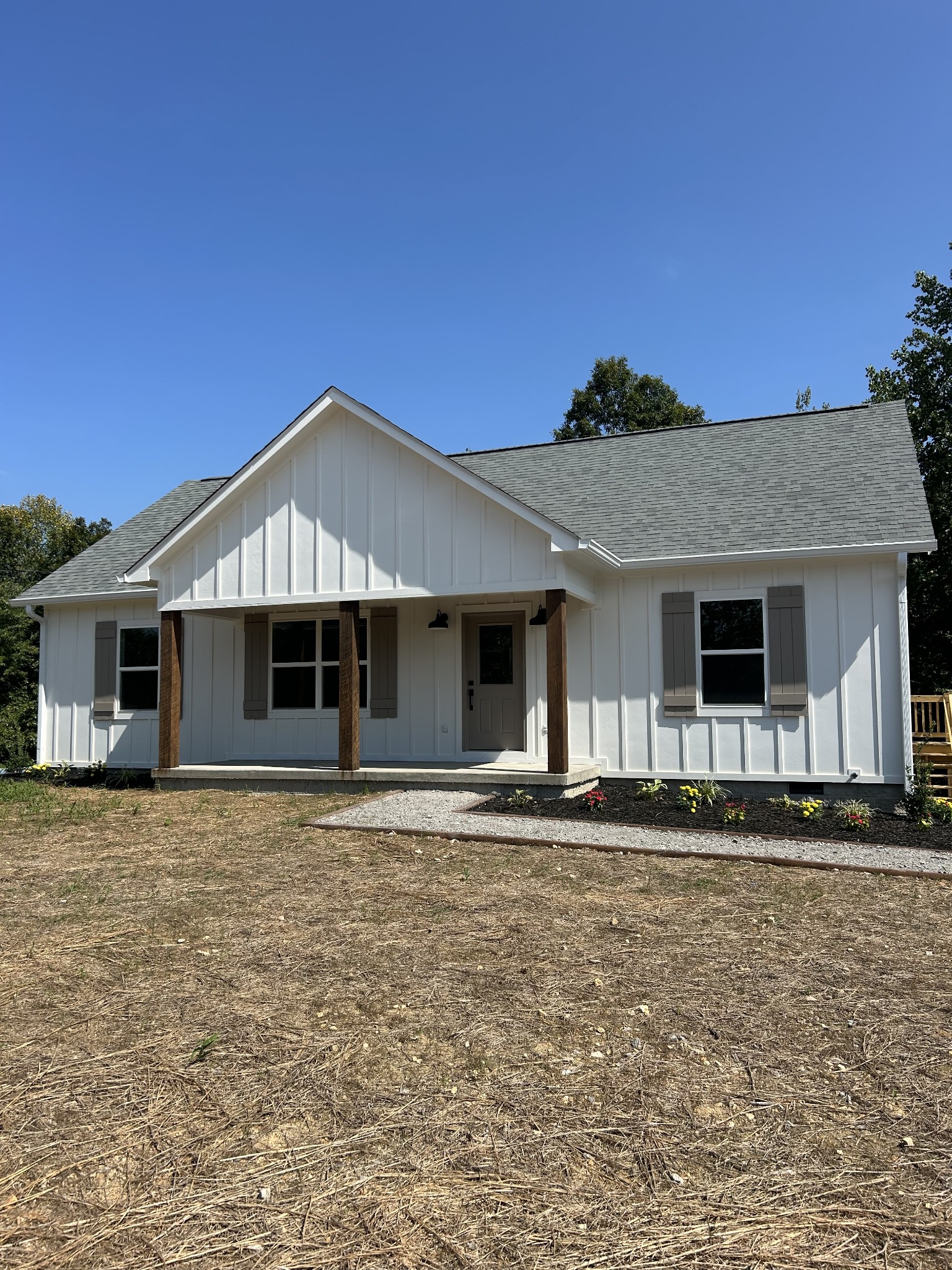 5702 Little Dry Creek Road Pulaski, TN 38478 - Photo 1 of 31 Gallery Image 1