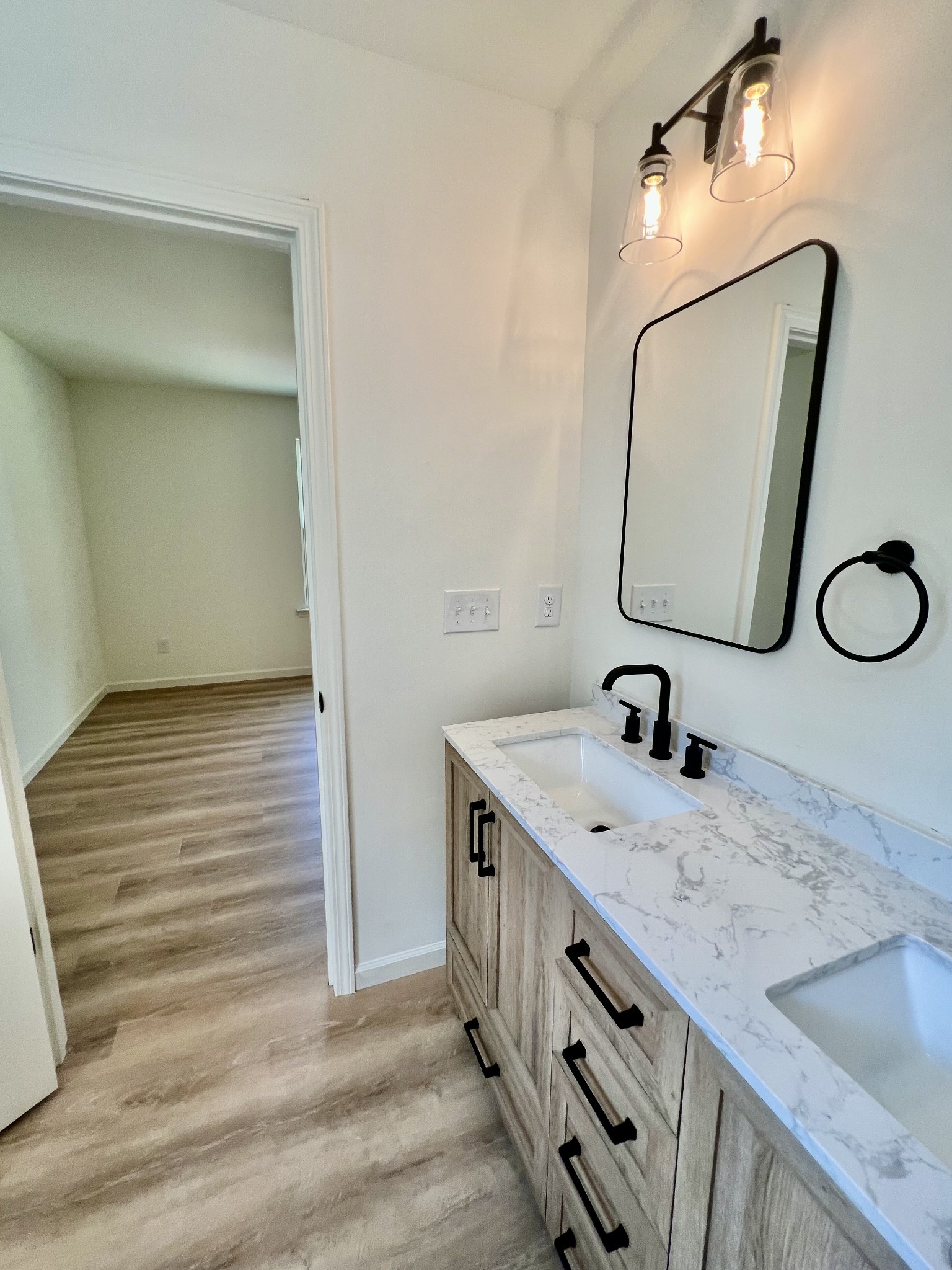 5702 Little Dry Creek Road Pulaski, TN 38478 - Photo 11 of 31 Gallery Image 11