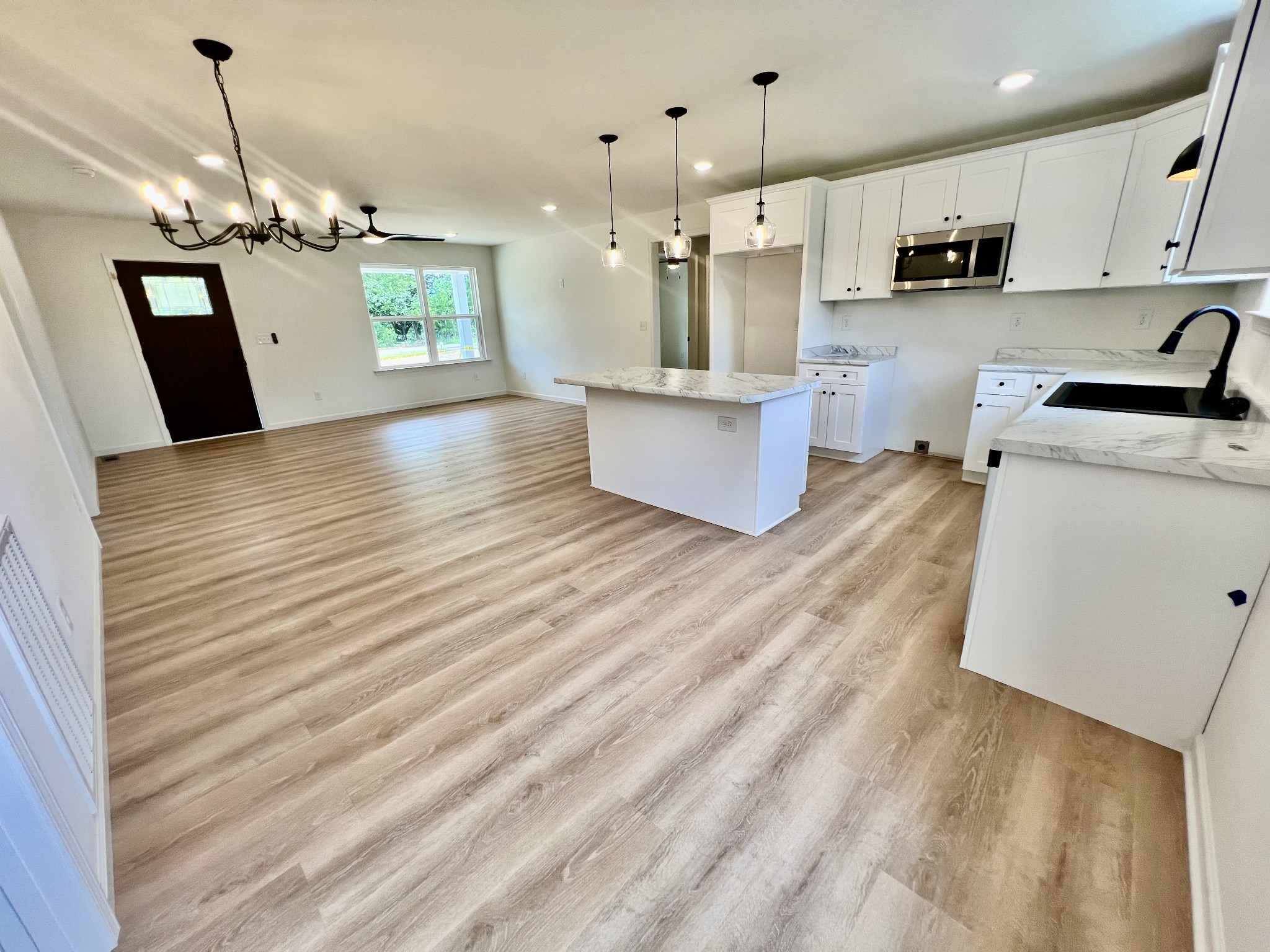 5702 Little Dry Creek Road Pulaski, TN 38478 - Photo 12 of 31 Gallery Image 12