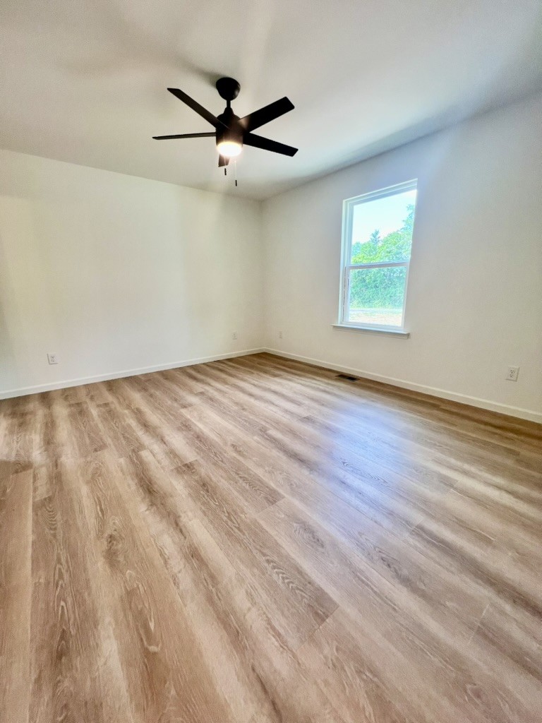 5702 Little Dry Creek Road Pulaski, TN 38478 - Photo 8 of 31 Gallery Image 8