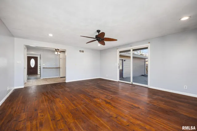 $239,900 | 947 East Marshall Street, Morton, IL 61550