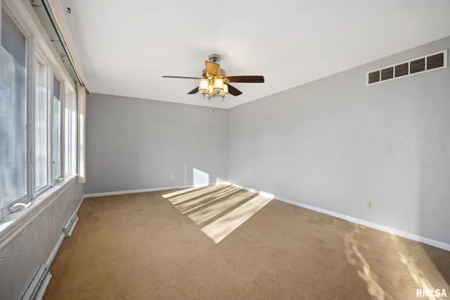 $239,900 | 947 East Marshall Street, Morton, IL 61550