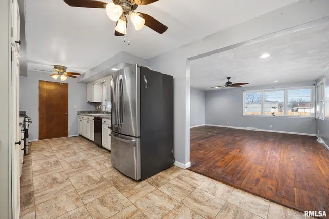 $239,900 | 947 East Marshall Street, Morton, IL 61550