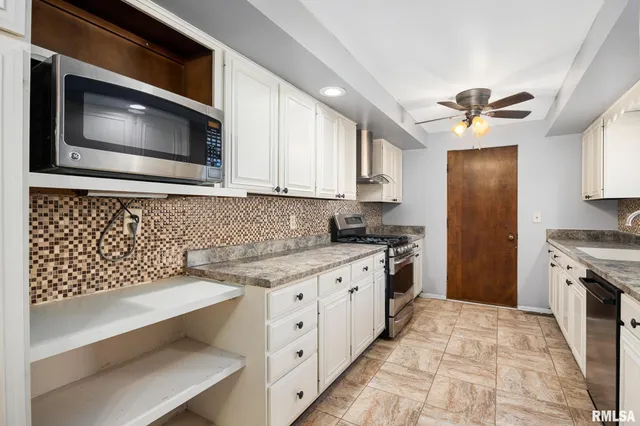 $239,900 | 947 East Marshall Street, Morton, IL 61550