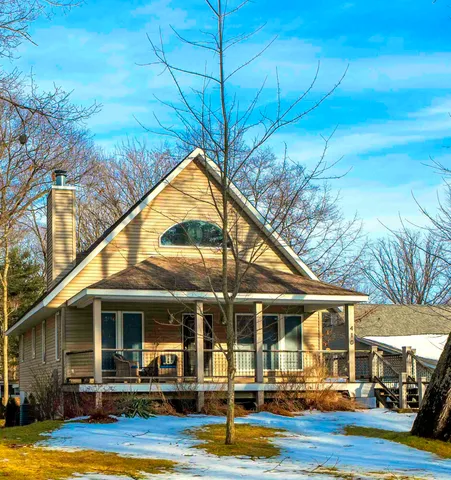 $425,000 | 410 North Spencer Road, Mears, MI 49436