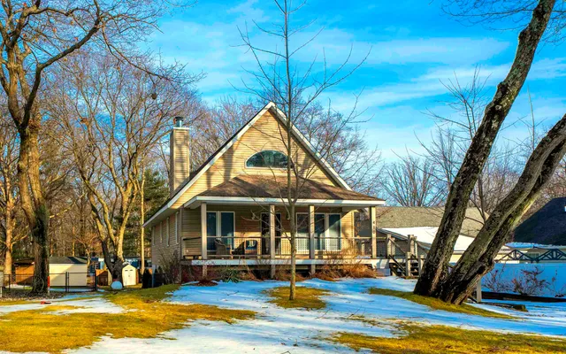 $425,000 | 410 North Spencer Road, Mears, MI 49436