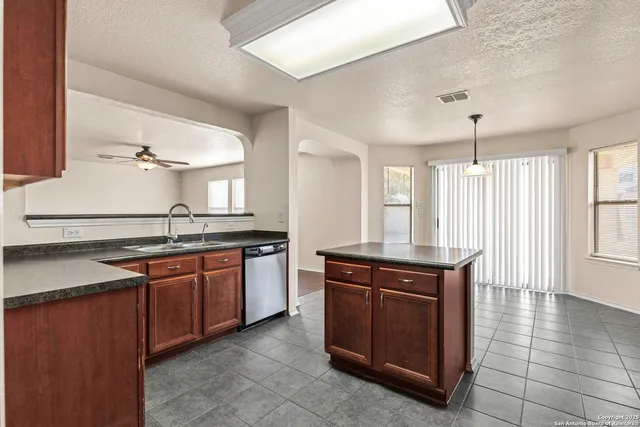 $230,000 | 10132 Villa Del Lago, San Antonio, TX 78245