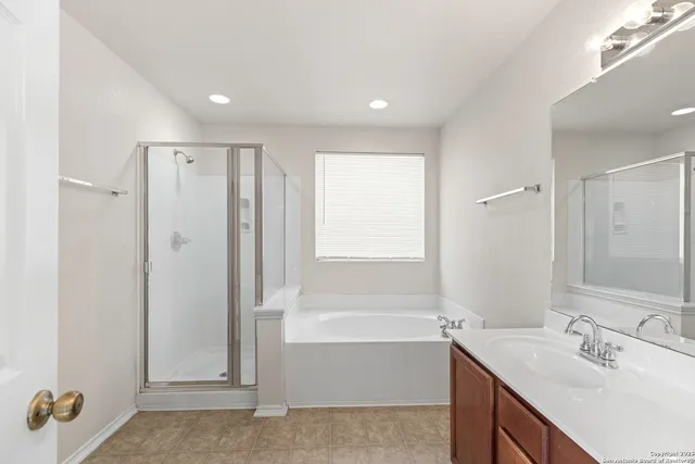 $230,000 | 10132 Villa Del Lago, San Antonio, TX 78245