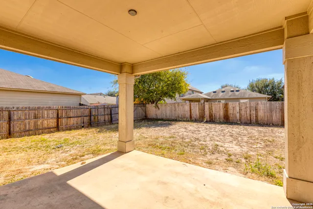 $230,000 | 10132 Villa Del Lago, San Antonio, TX 78245