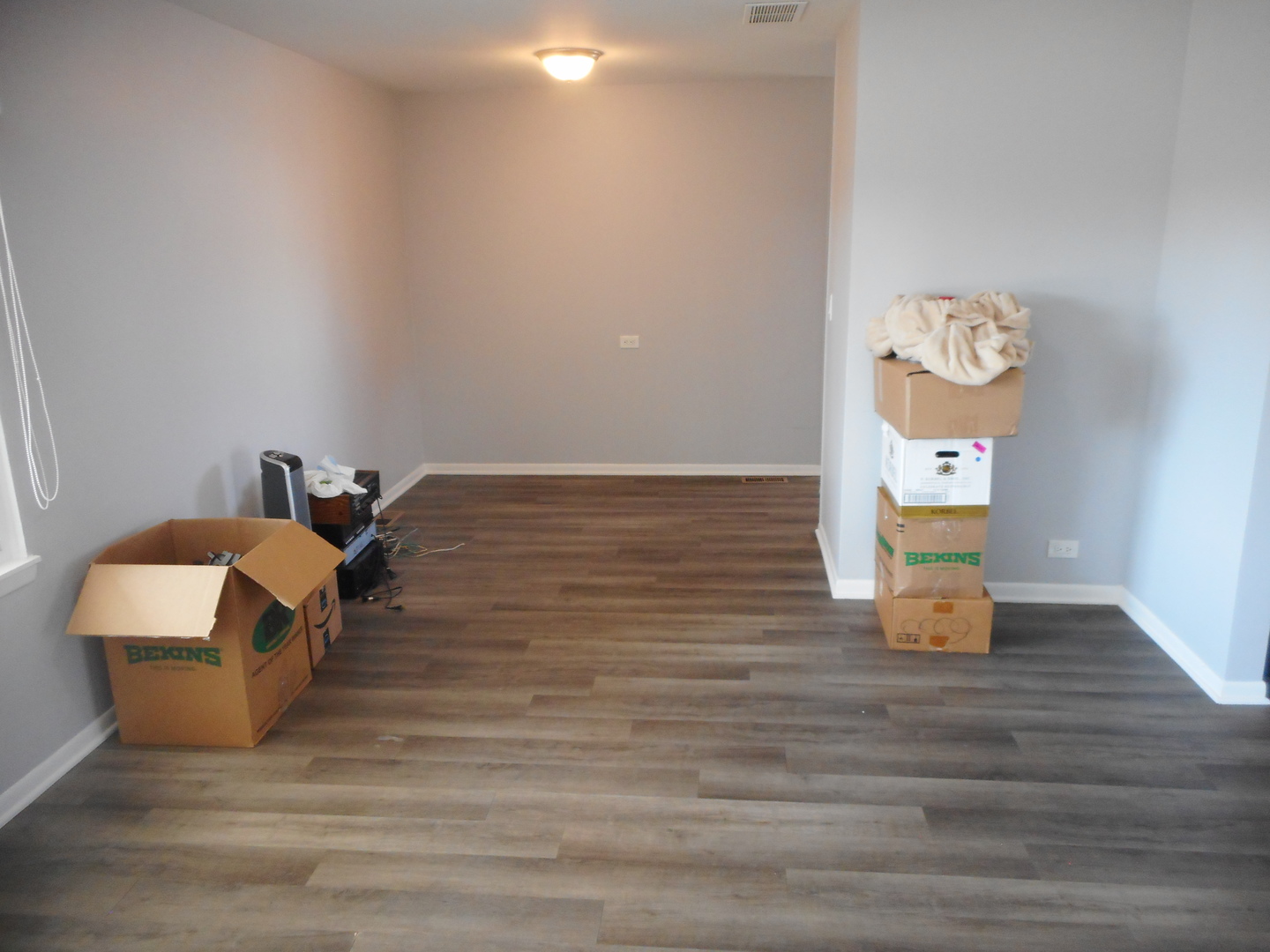 274 Trowbridge Road Elk Grove Village, IL 60007 - Photo 10 of 27 Gallery Image 10