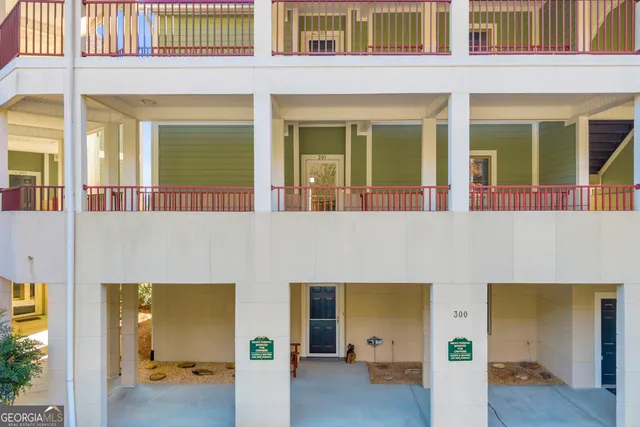 $329,900 | 300 Banister Drive, Unit 201, Clayton, GA 30525