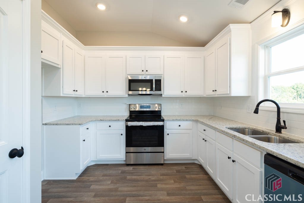 175 Old Cleveland Road, Unit 4 Bogart, GA 30622 - Photo 7 of 21