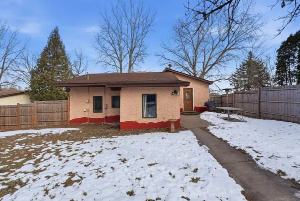 $280,000 | 28115 Lake Diann Road, Zimmerman, MN 55398