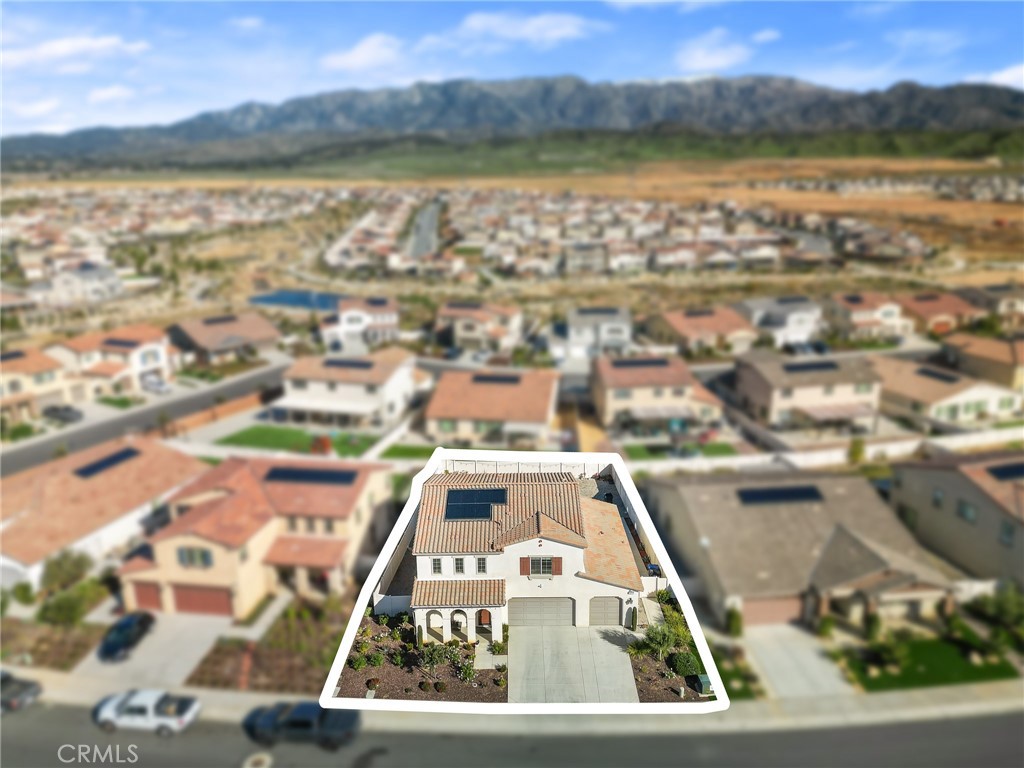 5917 Verde Way Banning, CA 92220 - Photo 5 of 46