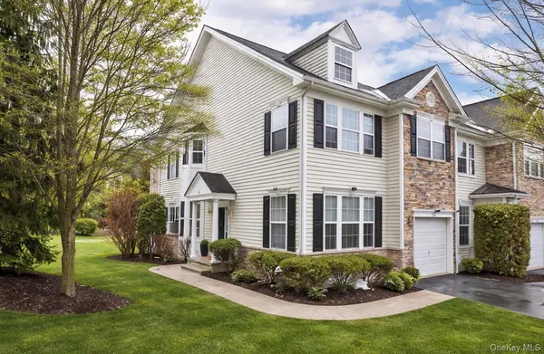 $589,000 | 17 Gillian Court, Monroe, NY 10950