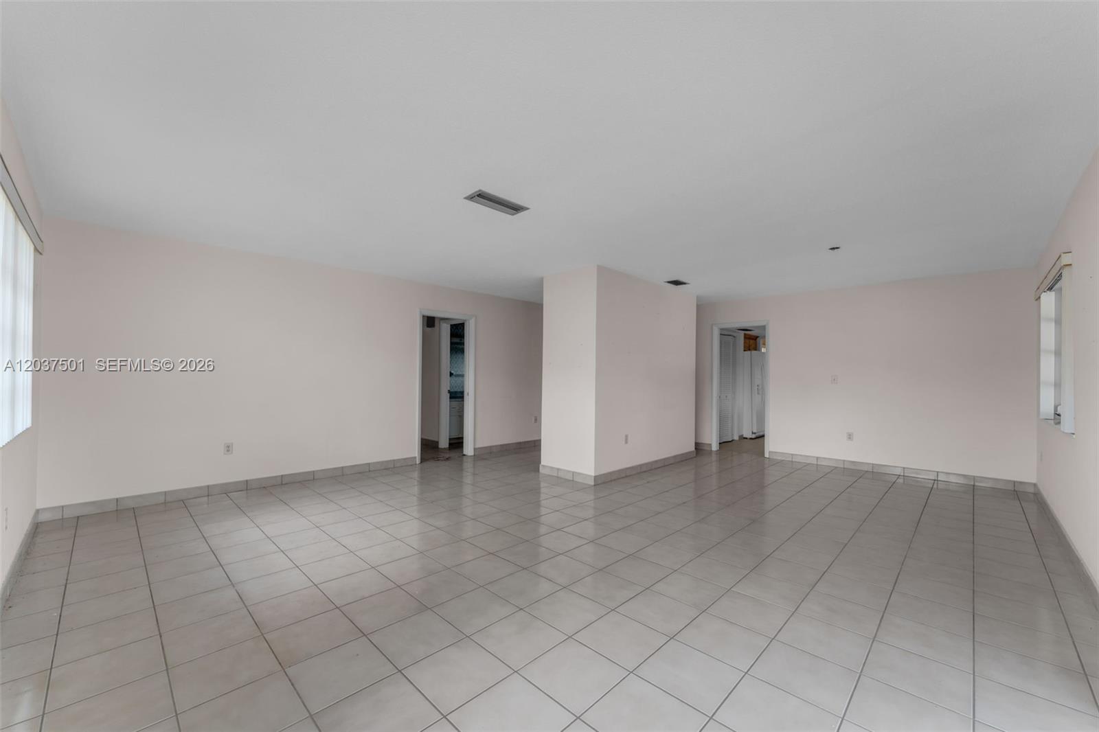 10842 Southwest 33rd Street Miami, FL 33165 - Photo 6 of 44