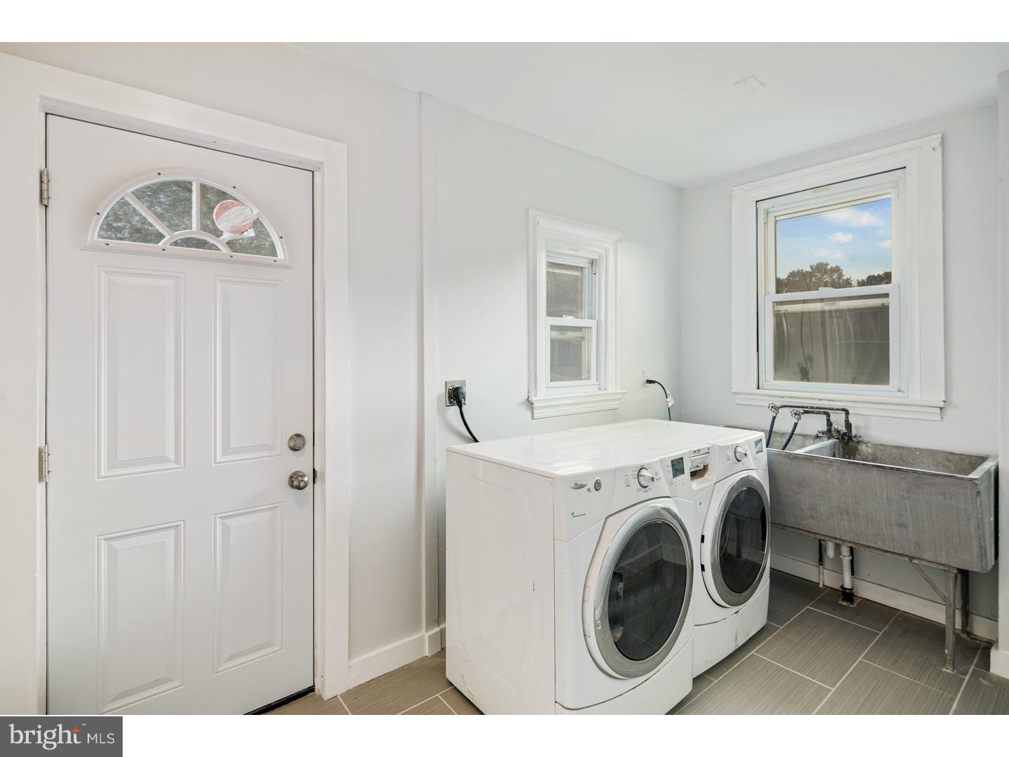 8241 Pine Road Philadelphia, PA 19111 - Photo 20 of 23 Gallery Image 20