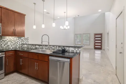 $575,000 | 3202 Merrie Lynn Avenue, Unit A, Austin, TX 78722