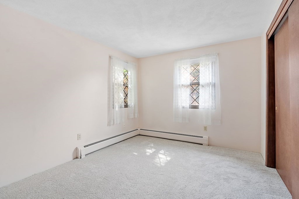 69 Morrison Road West Wakefield, MA 01880 - Photo 11 of 23 Gallery Image 11