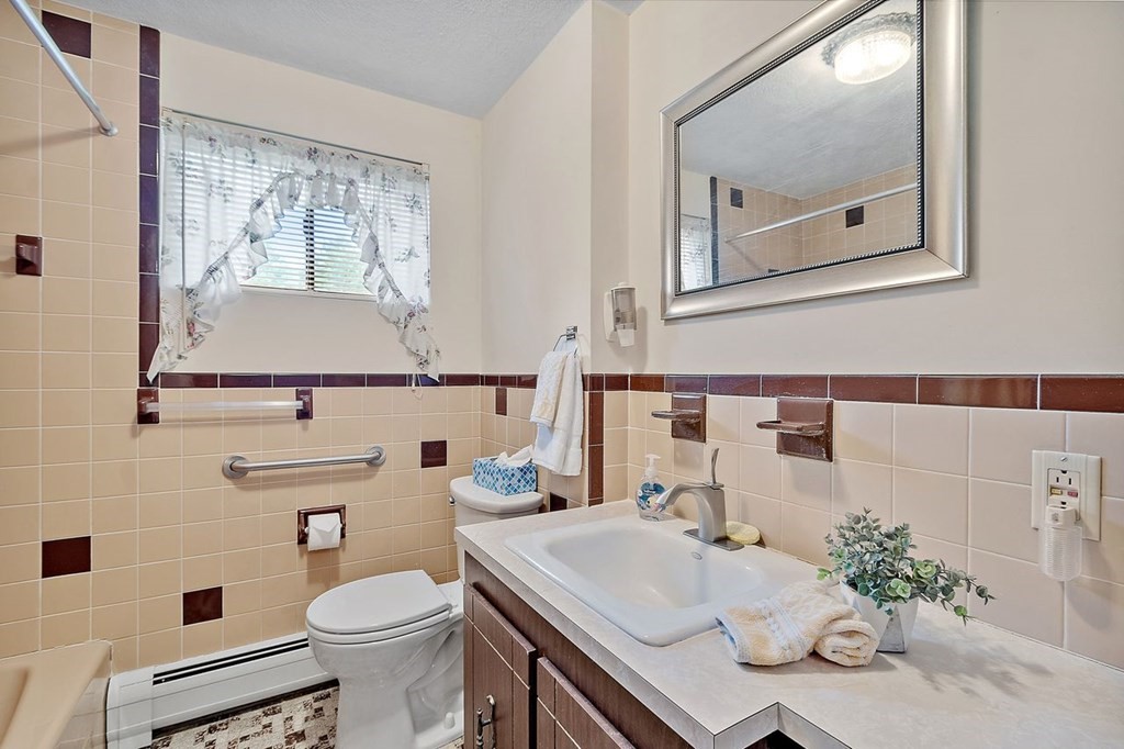 69 Morrison Road West Wakefield, MA 01880 - Photo 15 of 23 Gallery Image 15