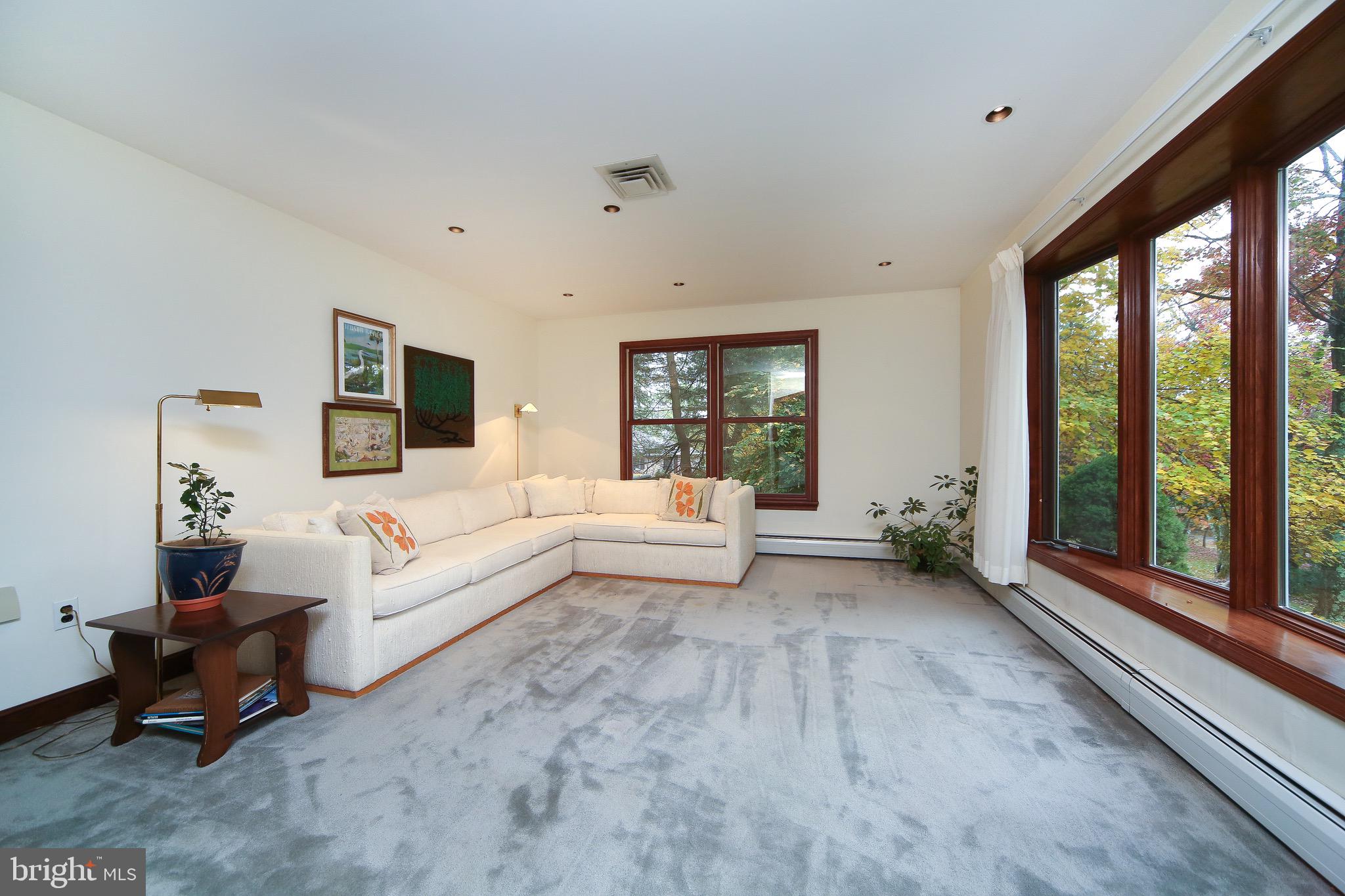 1069 Pebble Hill Road Furlong, PA 18925 - Photo 11 of 25