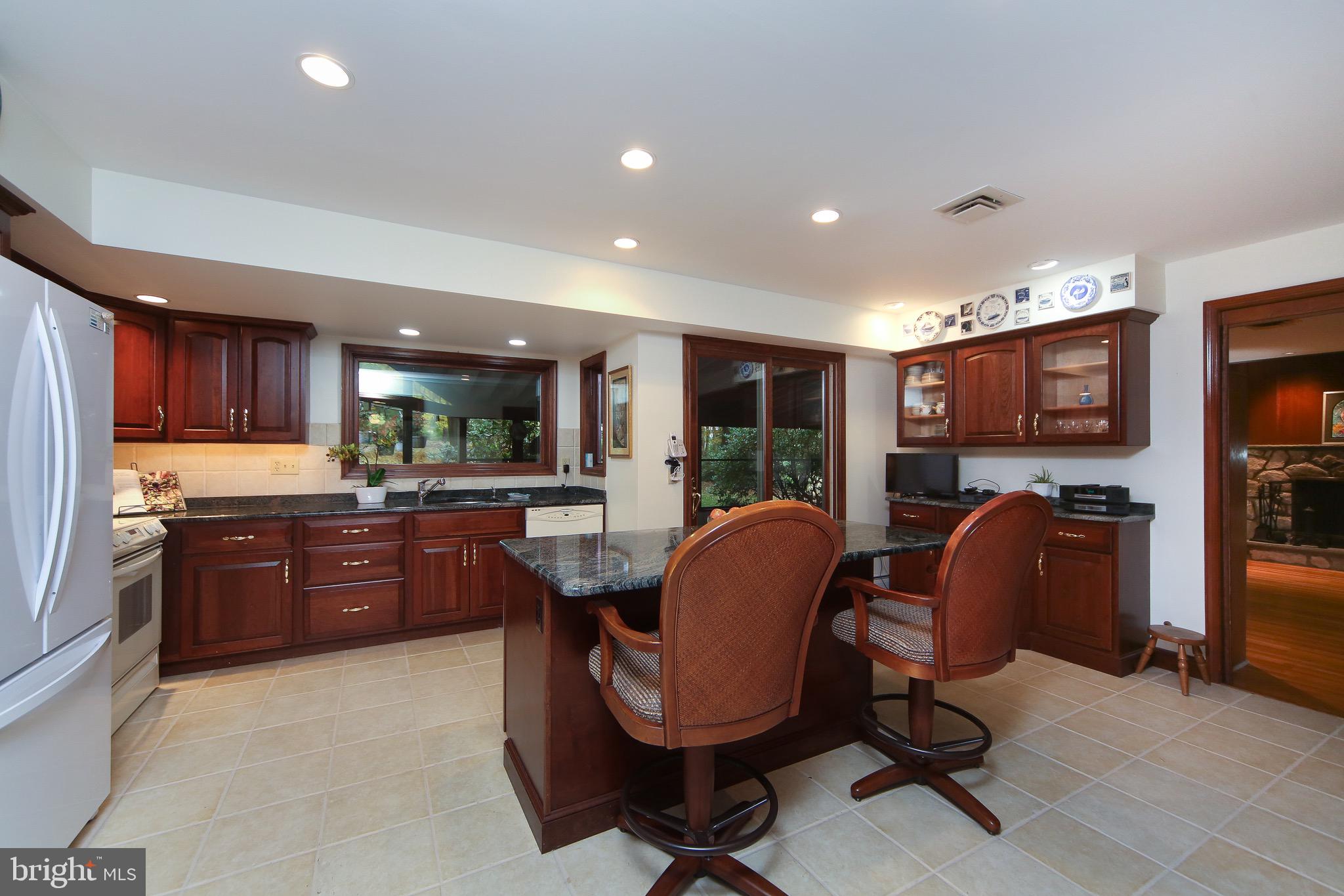 1069 Pebble Hill Road Furlong, PA 18925 - Photo 14 of 25