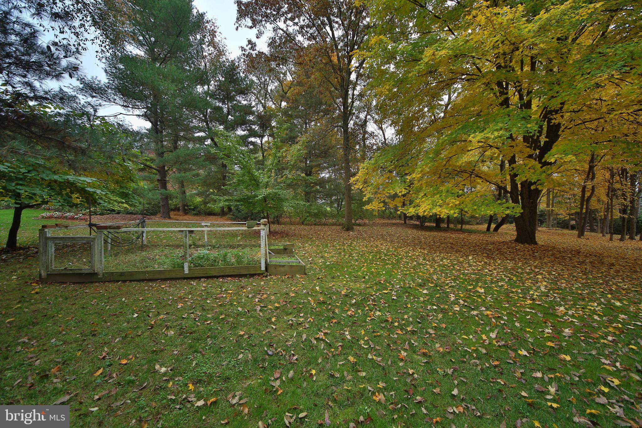 1069 Pebble Hill Road Furlong, PA 18925 - Photo 6 of 25