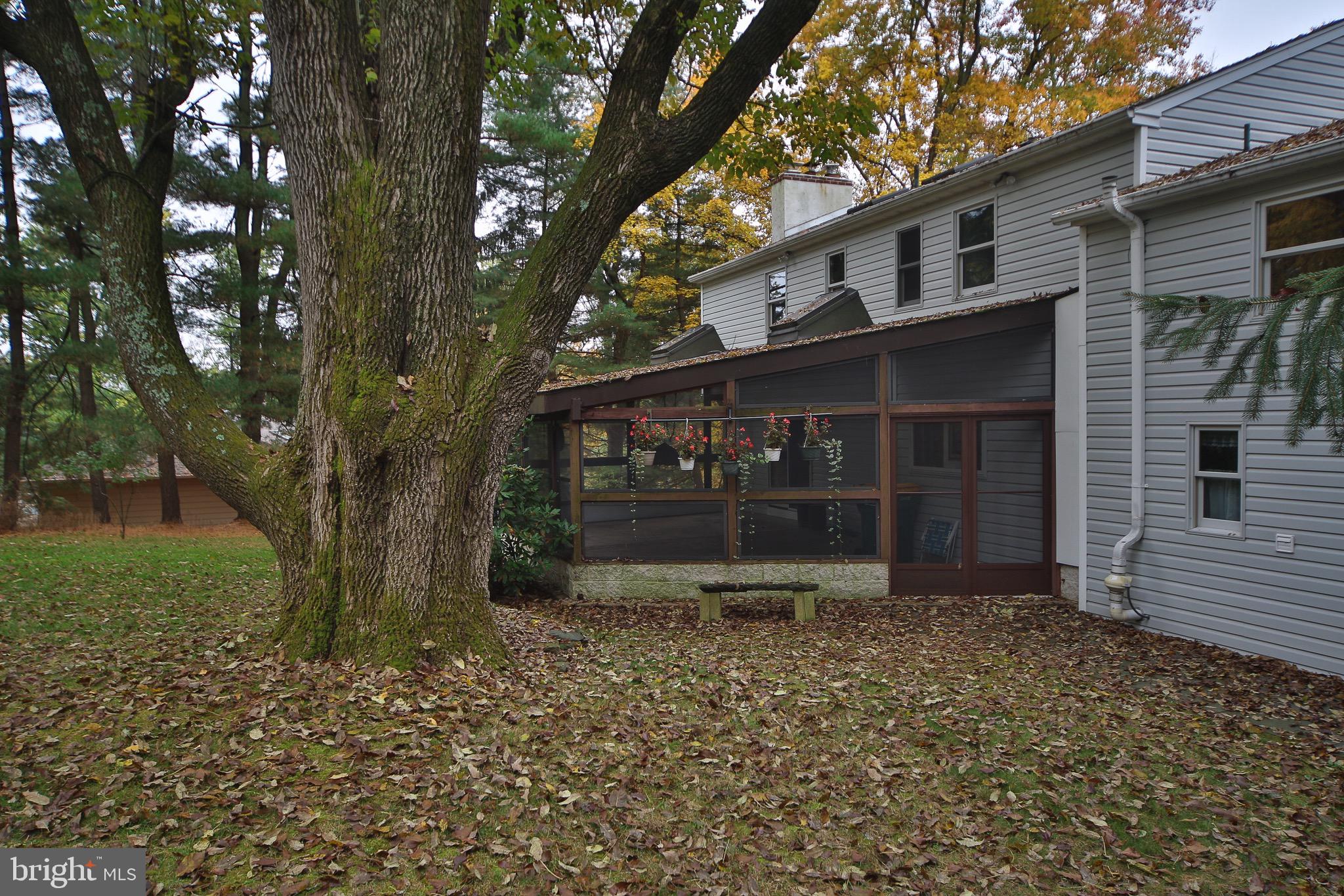 1069 Pebble Hill Road Furlong, PA 18925 - Photo 8 of 25