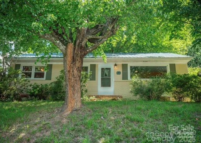 $345,000 | 184 London Road, Asheville, NC 28803