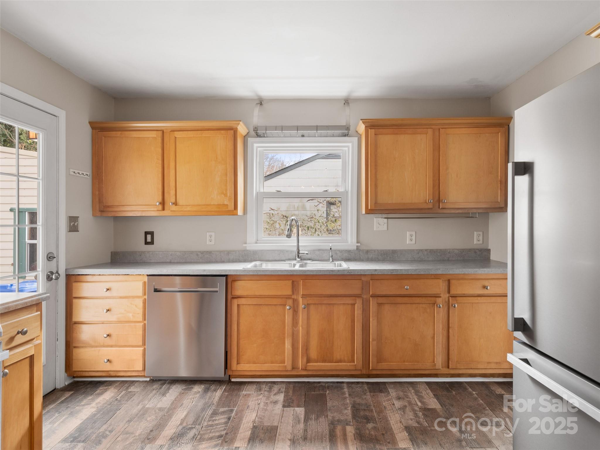 184 London Road Asheville, NC 28803 - Photo 11 of 29