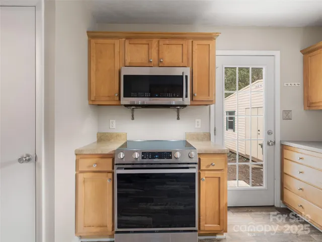 $345,000 | 184 London Road, Asheville, NC 28803