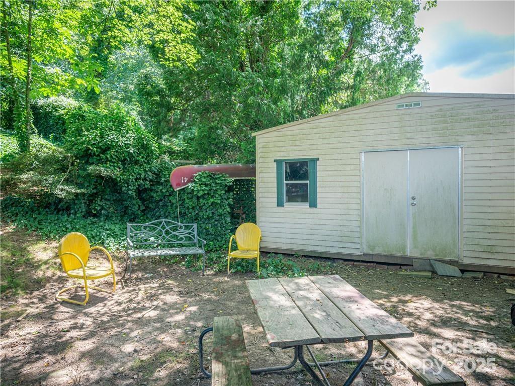 184 London Road Asheville, NC 28803 - Photo 20 of 29