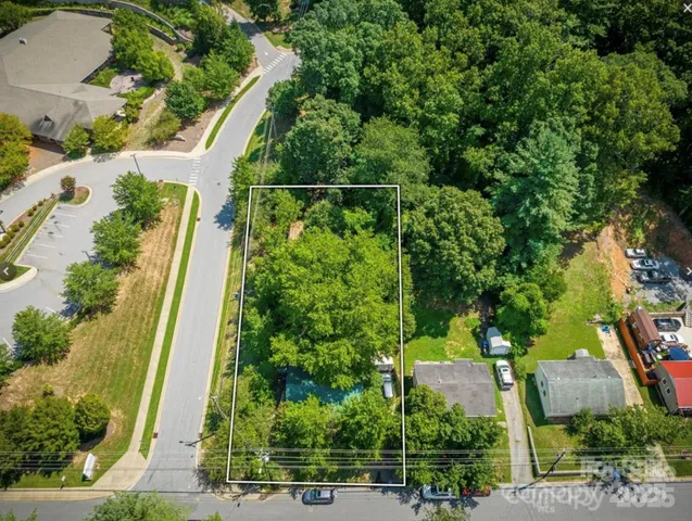 $345,000 | 184 London Road, Asheville, NC 28803