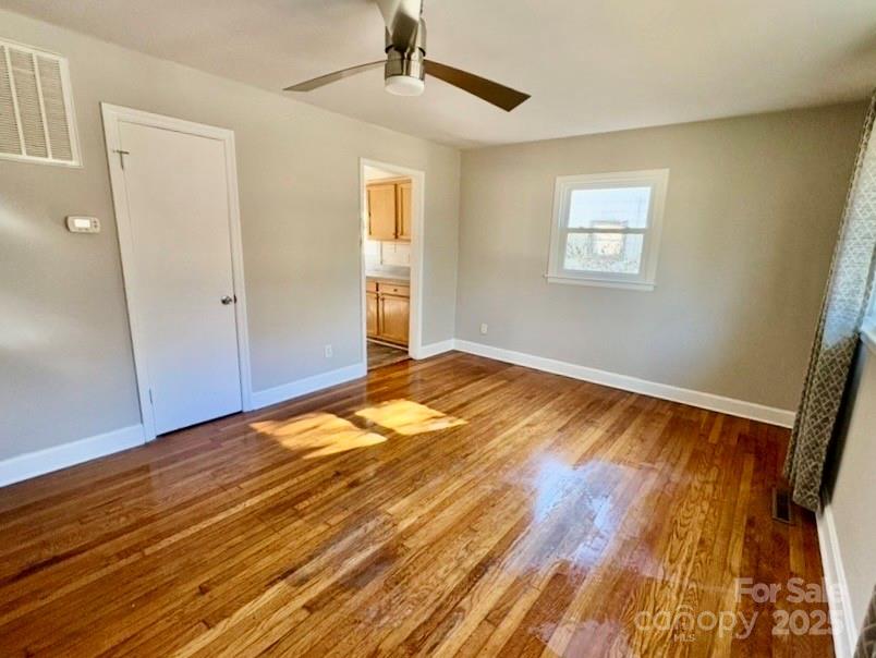 184 London Road Asheville, NC 28803 - Photo 4 of 29