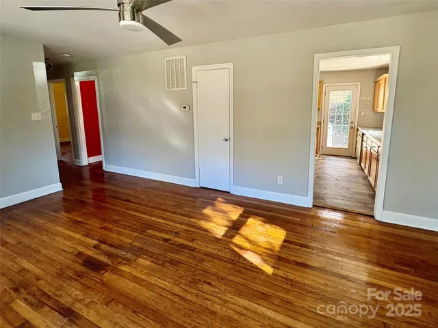 $345,000 | 184 London Road, Asheville, NC 28803