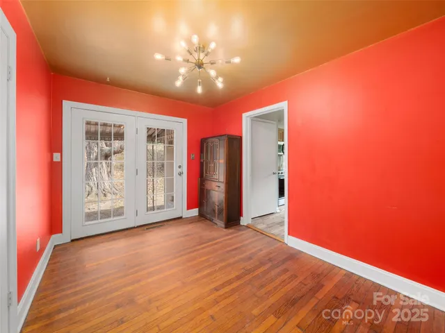 $345,000 | 184 London Road, Asheville, NC 28803