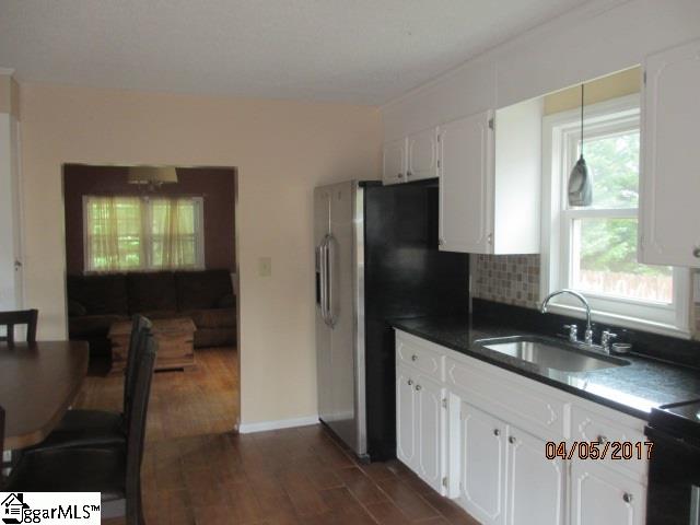 175 Motlow Creek Road Campobello, SC 29322 - Photo 2 of 36