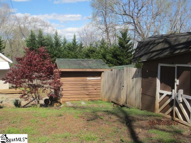 175 Motlow Creek Road Campobello, SC 29322 - Photo 13 of 36