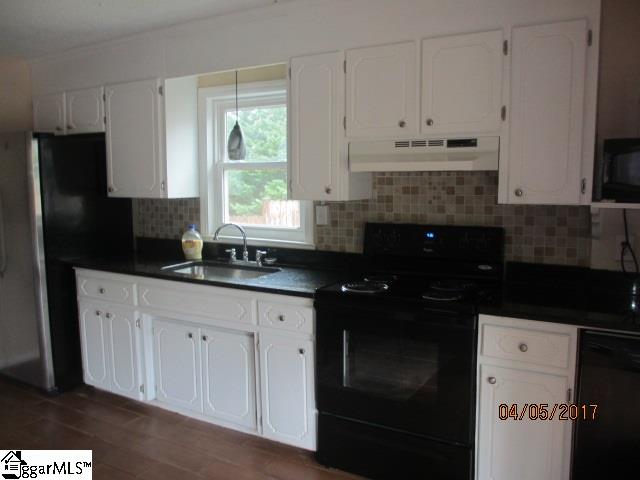 175 Motlow Creek Road Campobello, SC 29322 - Photo 15 of 36