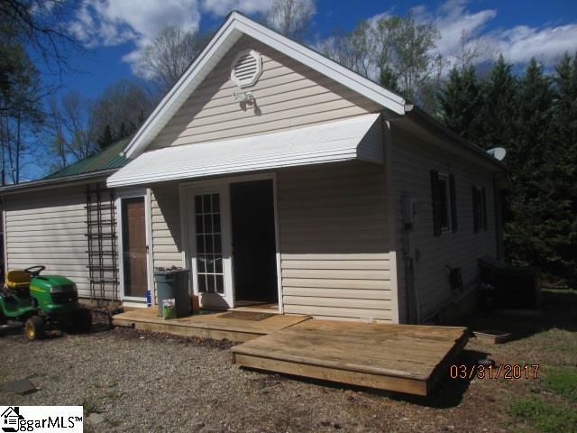 175 Motlow Creek Road Campobello, SC 29322 - Photo 9 of 36